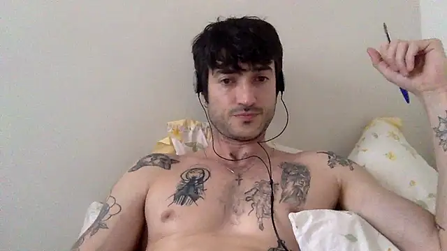 Fubinha online show from 11/17/25, 06:35