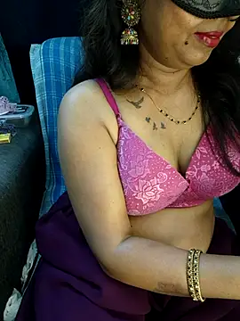 Sexy juhee online show from 04/12/26, 02:55