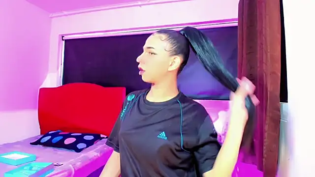 Britany montiel online show from 04/17/26, 08:01