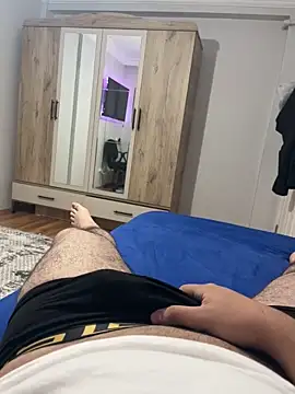 Erenn9972 online show from 09/10/25, 06:30