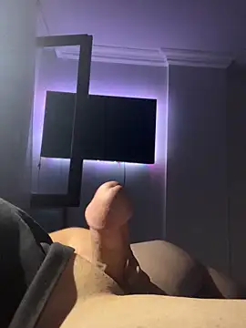 Erenn9972 online show from 09/12/25, 09:37