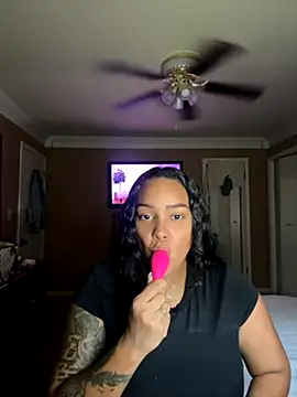Sexilexiprincess online show from 09/28/25, 04:12