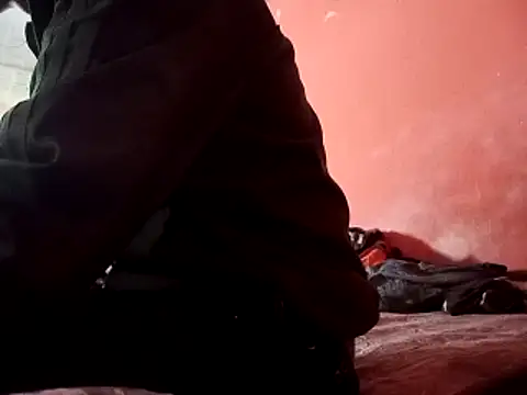 Hay-Viene-El-Huyy online show from 11/30/25, 04:33