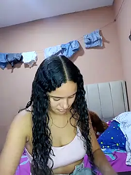 Snapshot of ValentinaMartel chatting on 10/11/25, 09:57 ValentinaMartel online show from 10/11/25, 09:57