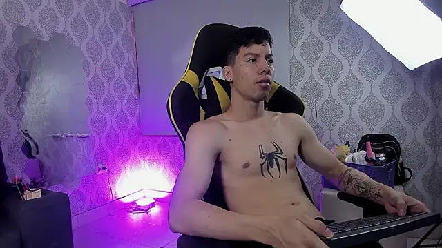 Twink sensationx online show from 02/18/26, 01:18