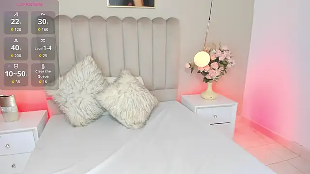 Snapshot of Dani_rosse_ chatting on 11/07/25, 12:38 Dani rosse online show from 11/07/25, 12:38