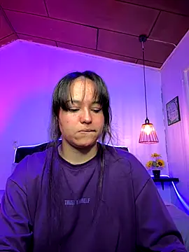 Eymmy 24 online show from 10/12/25, 11:37