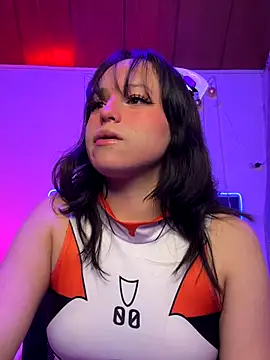 Eymmy 24 online show from 11/17/25, 12:27