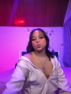 Eymmy 24 online show from 11/20/25, 11:48