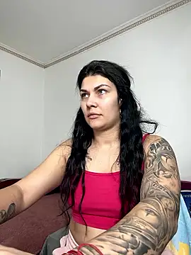 MiaKiittyy online show from 01/07/26, 05:15