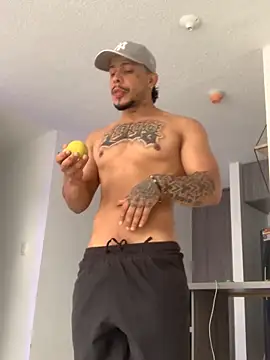 DeimonOficial online show from 10/12/25, 09:03