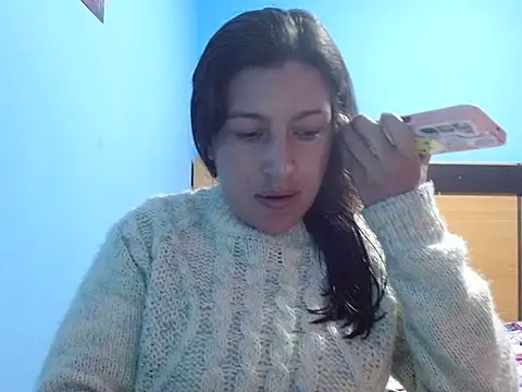 SarahFriendly online show from 04/14/26, 04:35