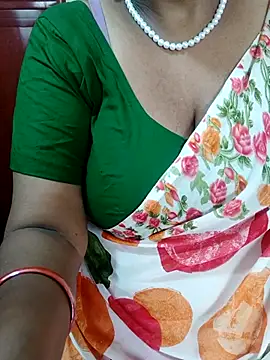 tami lavanya online show from 09/21/25, 01:40