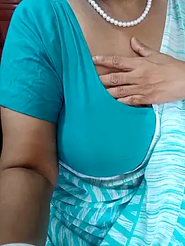 tami lavanya online show from 10/12/25, 03:16