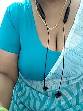 Snapshot of tami_lavanya chatting on 07/20/26, 04:49 tami lavanya online show from 07/20/26, 04:49