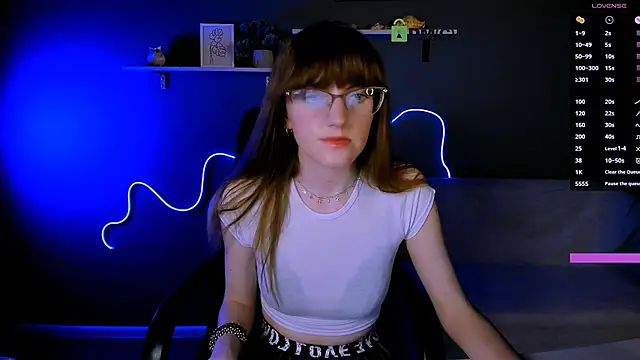 Snapshot of ava_mystic_ chatting on 10/09/25, 07:56 ava mystic online show from 10/09/25, 07:56