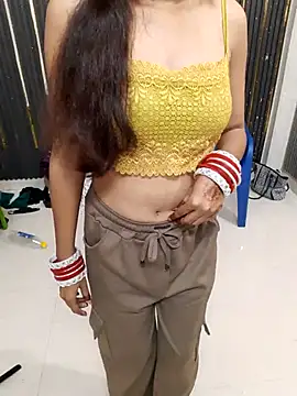 Aarti-kumri online show from 09/15/25, 06:46