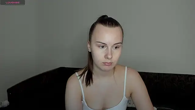 Kelly Cartier online show from 03/30/26, 03:02