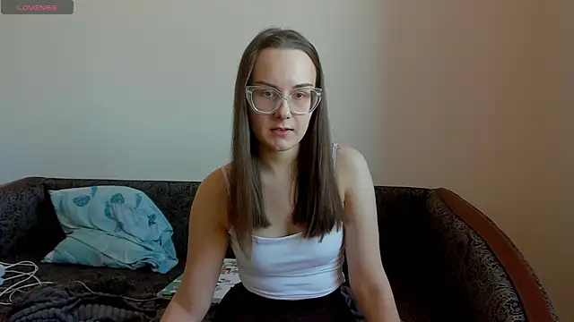 Kelly Cartier online show from 04/15/26, 12:34