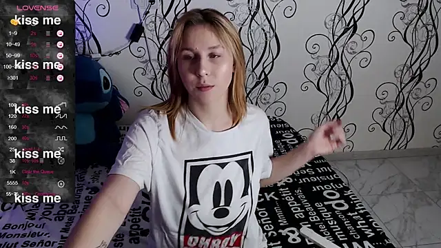 RoyAngela online show from 11/14/25, 01:54