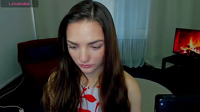 Snapshot of MyEllaLuvs chatting on 10/24/25, 01:29 MyEllaLuvs online show from 10/24/25, 01:29