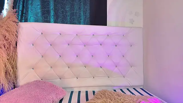 tatixxxvega online show from 04/20/26, 06:31