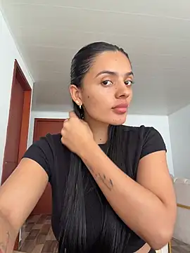 Snapshot of AnaaFaith_ chatting on 07/19/26, 05:27 AnaaFaith online show from 07/19/26, 05:27
