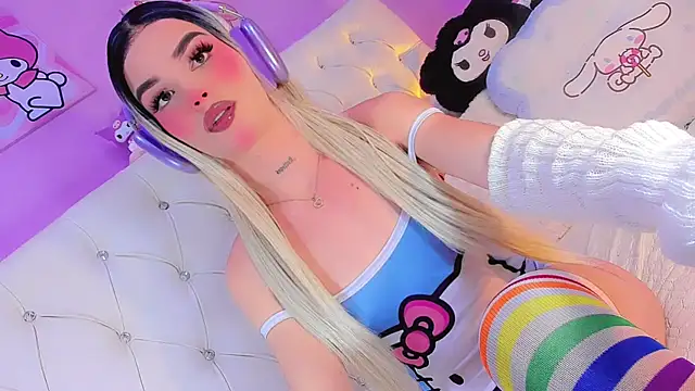 Cattleya White ll online show from 10/26/25, 08:59