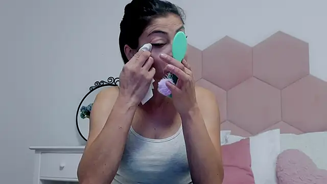 LadyLiia online show from 01/17/25, 05:00