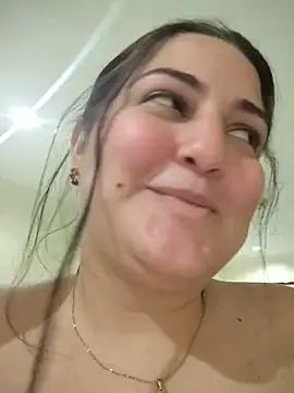 Snapshot of barbielamaravilla11 chatting on 11/15/25, 04:25 barbielamaravilla11 online show from 11/15/25, 04:25