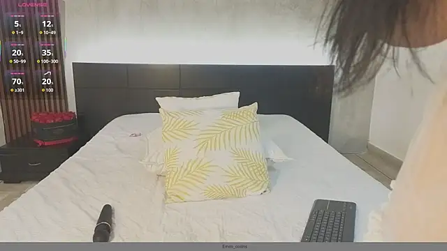 emmi collinss online show from 06/30/26, 07:48