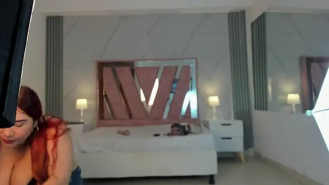 Snapshot of VanessaHard_as chatting on 09/11/25, 07:25 VanessaHard as online show from 09/11/25, 07:25