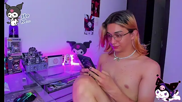 KeitaMoon online show from 10/22/25, 07:13