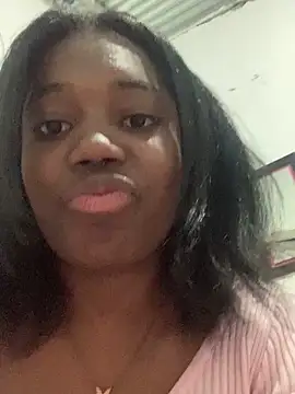 Snapshot of Annia_DH chatting on 10/05/25, 05:28 Annia DH online show from 10/05/25, 05:28