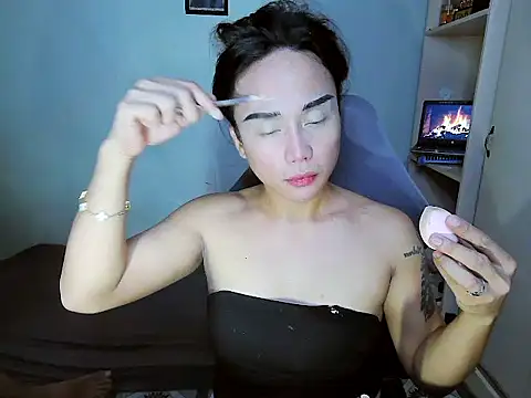 Snapshot of YourNikkieXxx chatting on 01/19/26, 11:25 YourNikkieXxx online show from 01/19/26, 11:25