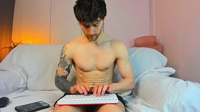 Oscar Miller  online show from 04/02/26, 05:49