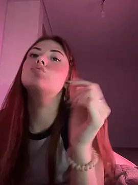 Snapshot of M31issa_Cherry chatting on 01/11/26, 01:05 M31issa Cherry online show from 01/11/26, 01:05