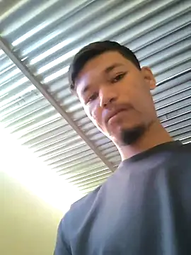 Snapshot of Dev_is_Horny chatting on 10/10/25, 09:08 Dev is Horny online show from 10/10/25, 09:08