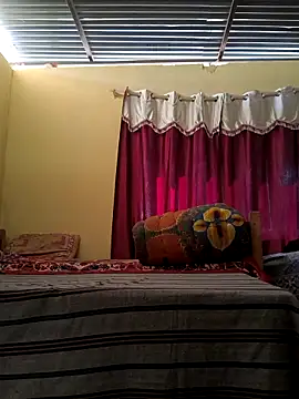 Snapshot of Dev_is_Horny chatting on 10/19/25, 07:53 Dev is Horny online show from 10/19/25, 07:53