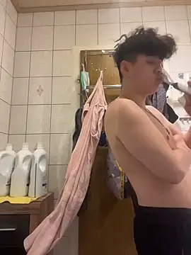 Kingpowerlittel online show from 03/10/26, 09:53