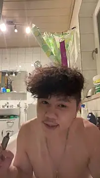 Kingpowerlittel online show from 03/12/26, 07:31