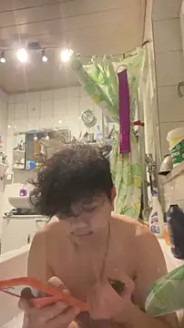 Kingpowerlittel online show from 03/23/26, 08:24