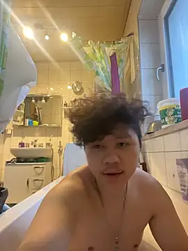 Kingpowerlittel online show from 04/01/26, 05:21