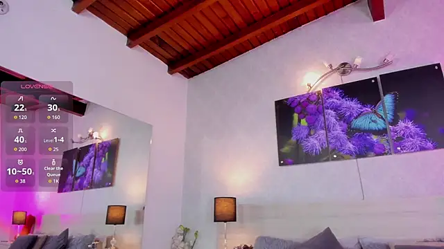 JenniferAuriston online show from 10/03/25, 08:17