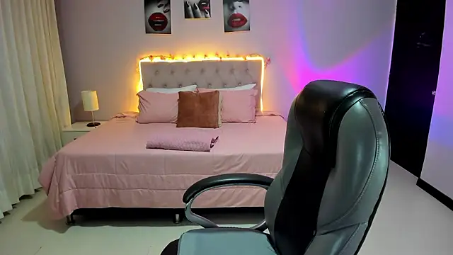 Miss Cataleya   online show from 03/25/26, 11:38