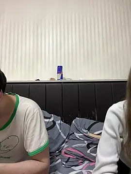 Snapshot of lovburger chatting on 05/16/26, 06:50 lovburger online show from 05/16/26, 06:50