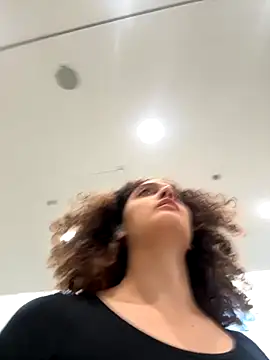 DreamThickCouple online show from 09/18/25, 03:58