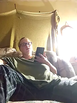 countrymomma online show from 09/25/25, 04:27