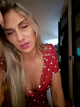 Melody1600 online show from 09/15/25, 07:58