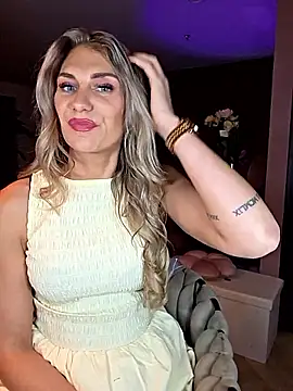 Melody1600 online show from 04/22/26, 09:38